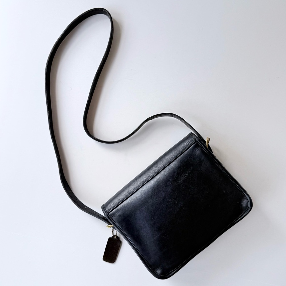 Vintage Coach Saddle Pouch Bag 9590 Black Glovetanned Leather New York City USA - Picture 3 of 15